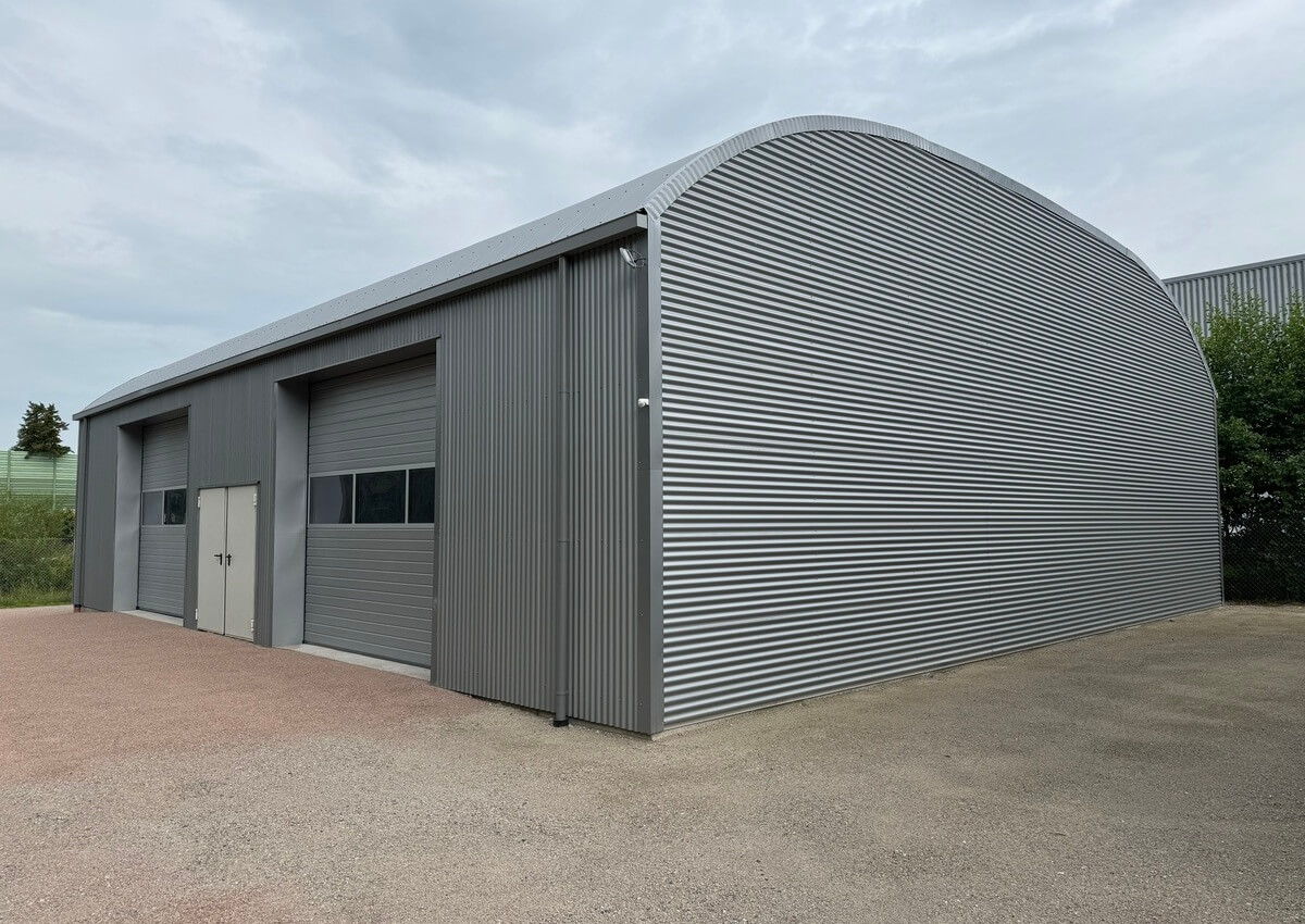 8727 - V15_4.0 - Opslagloods en garage