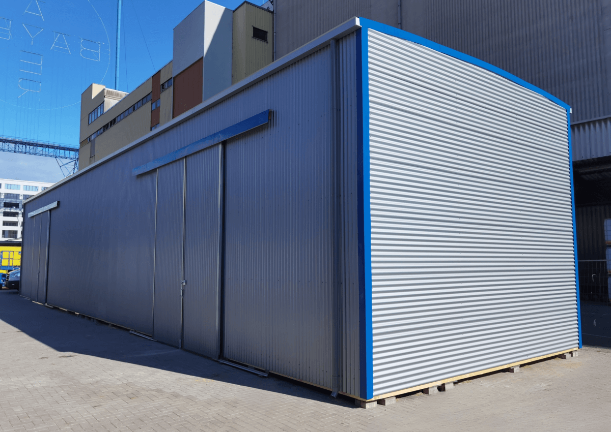 2020 - P6 - Hoge opslagloods met buitenschuivende schuifdeuren