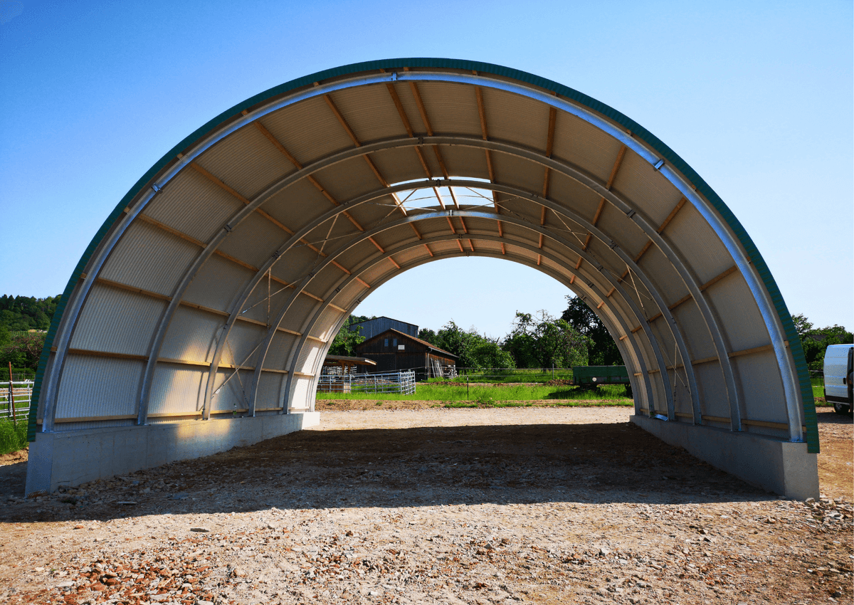 3029 - R11 - Overkapping op betonblokken