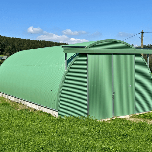 3038 - R8 - Opslag voor landbouwmachines